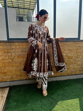 Floral Elegance Chanderi Suit